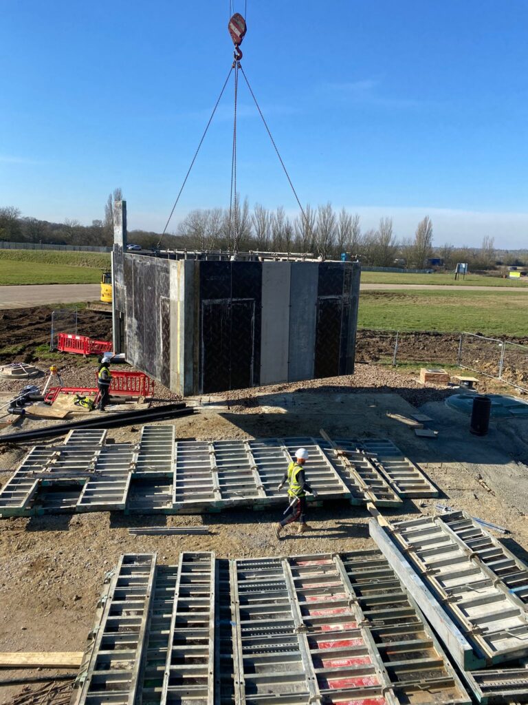 Air-fild tower Epping under Rc and frame work package